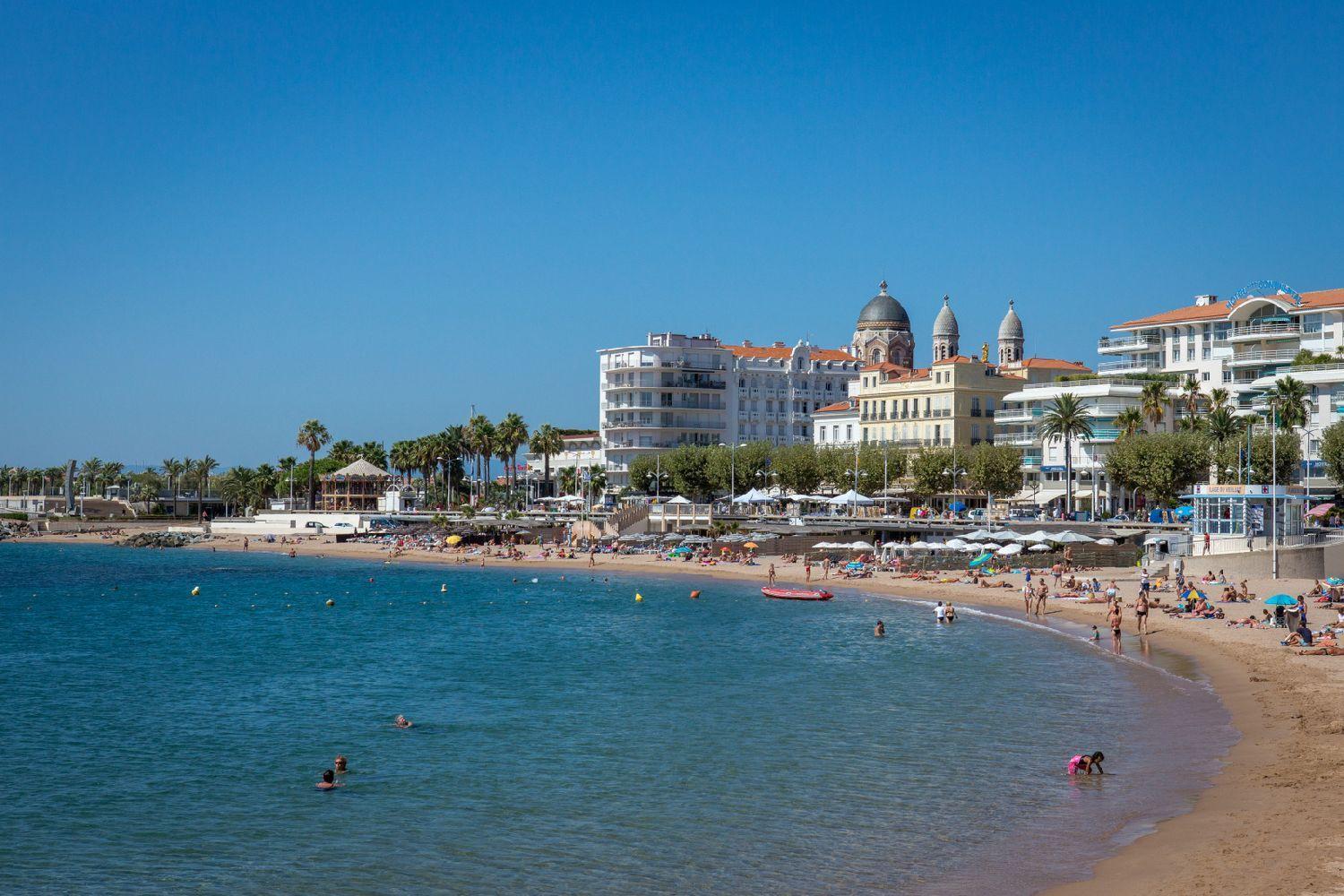 Promenade Des Bains Apartment Saint-Raphaël Eksteriør bilde